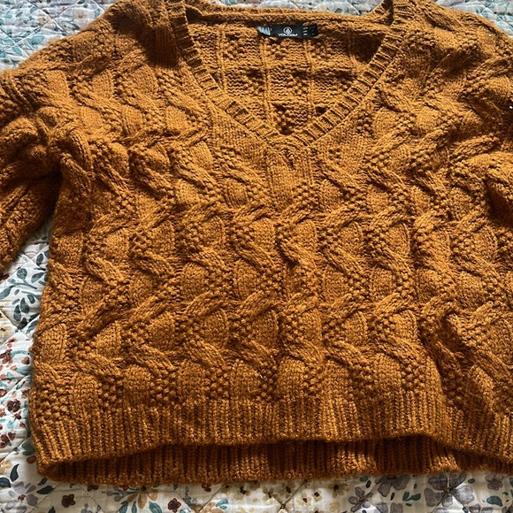 Volcom sweater - Picture 2 of 4